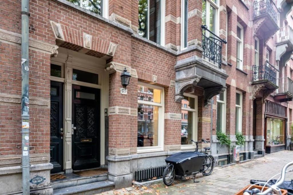 The Elegant Apartment *